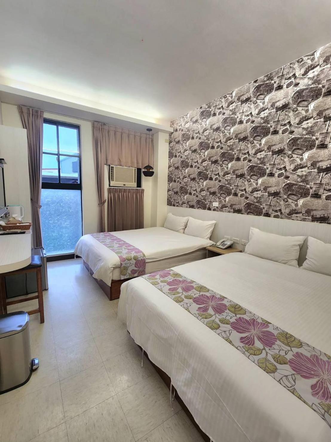 Jia-Jia Business Hotel Luodong Eksteriør bilde